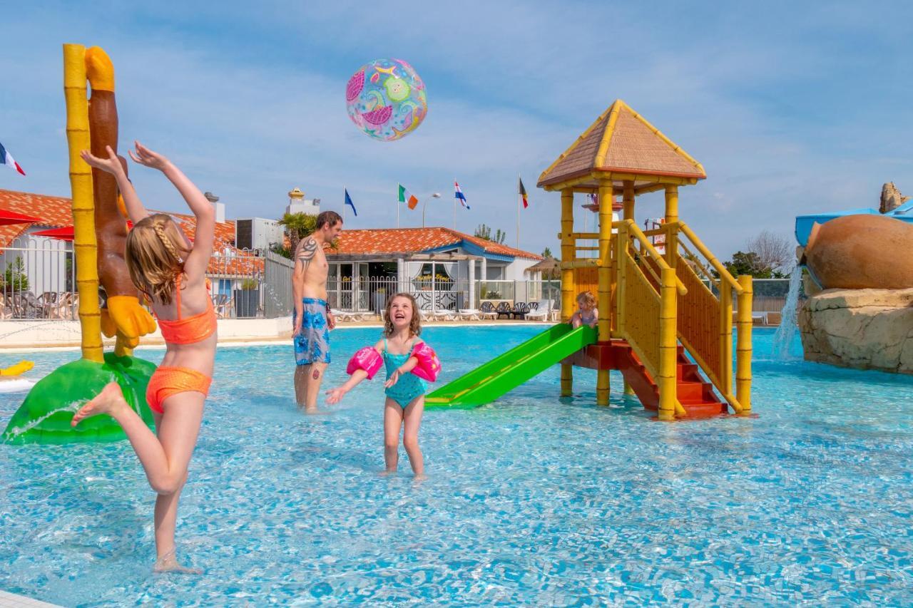 Hotel Camping Paradis Sol A Gogo Saint-Hilaire-de-Riez Exterior foto